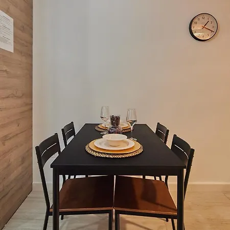 Redo Apartment
